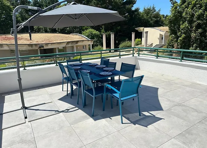 Lb International Golf Fairway *